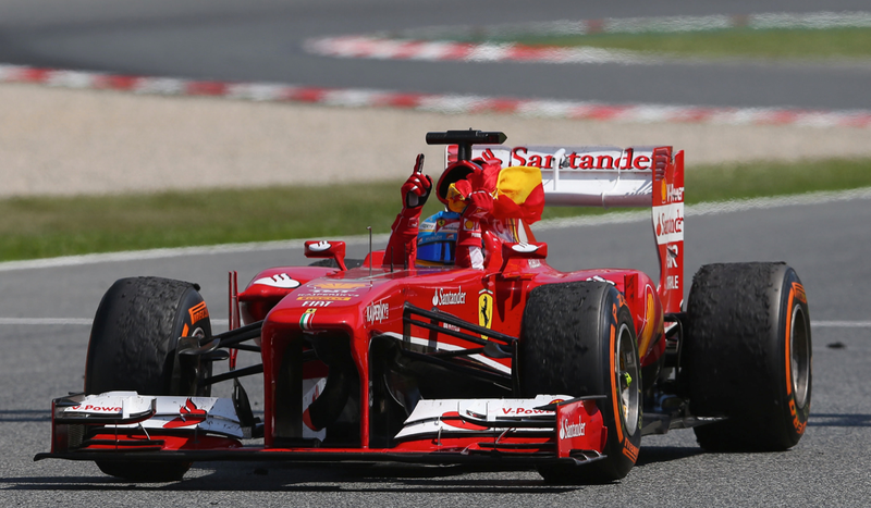 Illustration for article titled Hometown Hero Schools The F1 Field In The Spanish Grand Prix